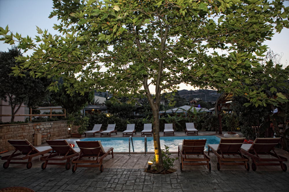 Niriides Beach Hotel Ретимно Удобства фото