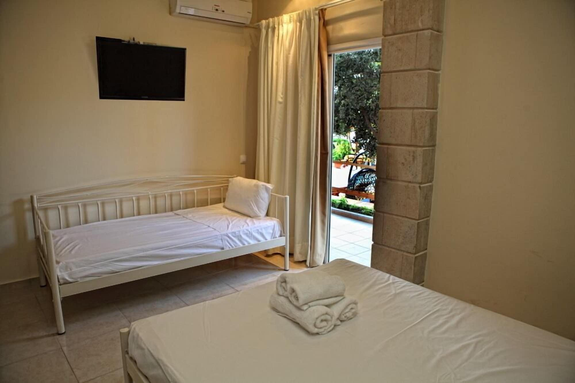 Niriides Beach Hotel Ретимно Номер фото